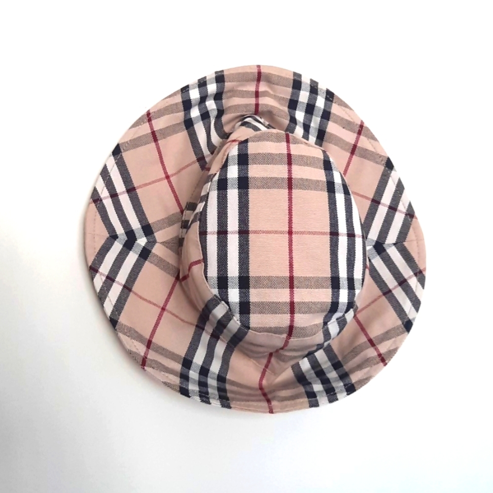 Burburry London Vintage check 100% cotton canvas bucket hat, beige XS, S